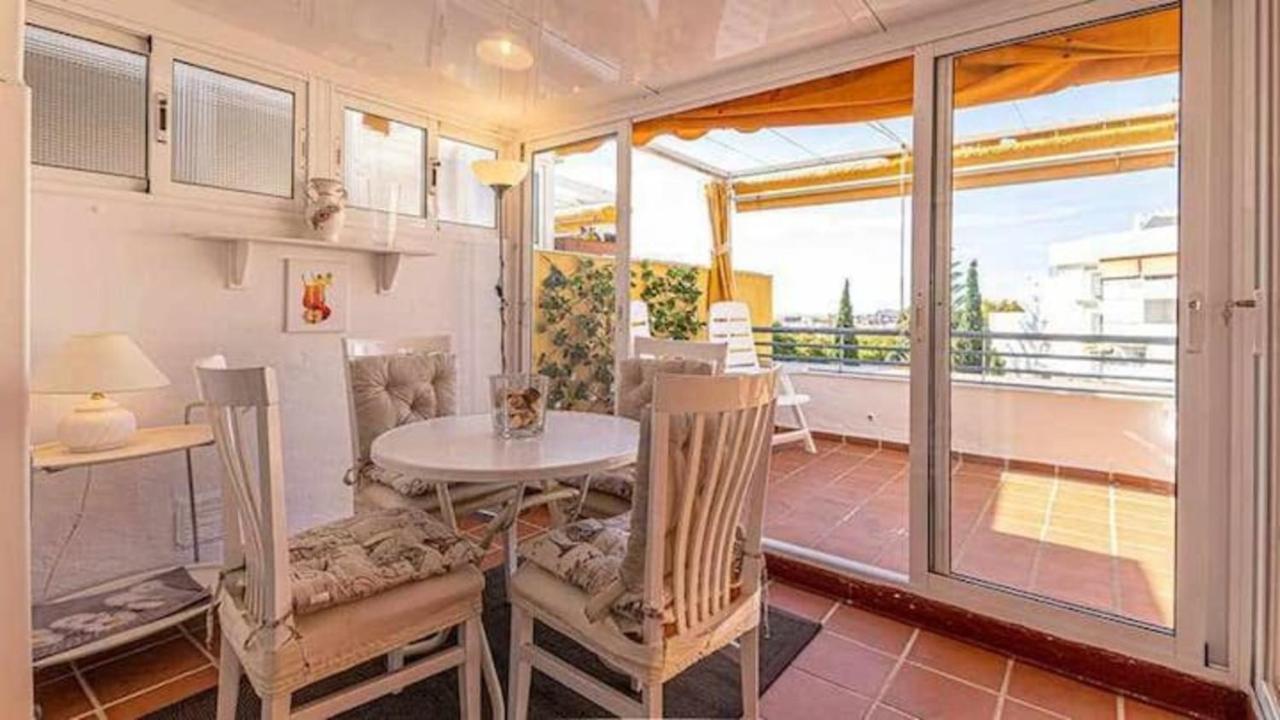 797 Holiday Rentals - Piso Para 4 Con Amplia Terraza Al Jardin Y Al Mar Benalmádena Dış mekan fotoğraf