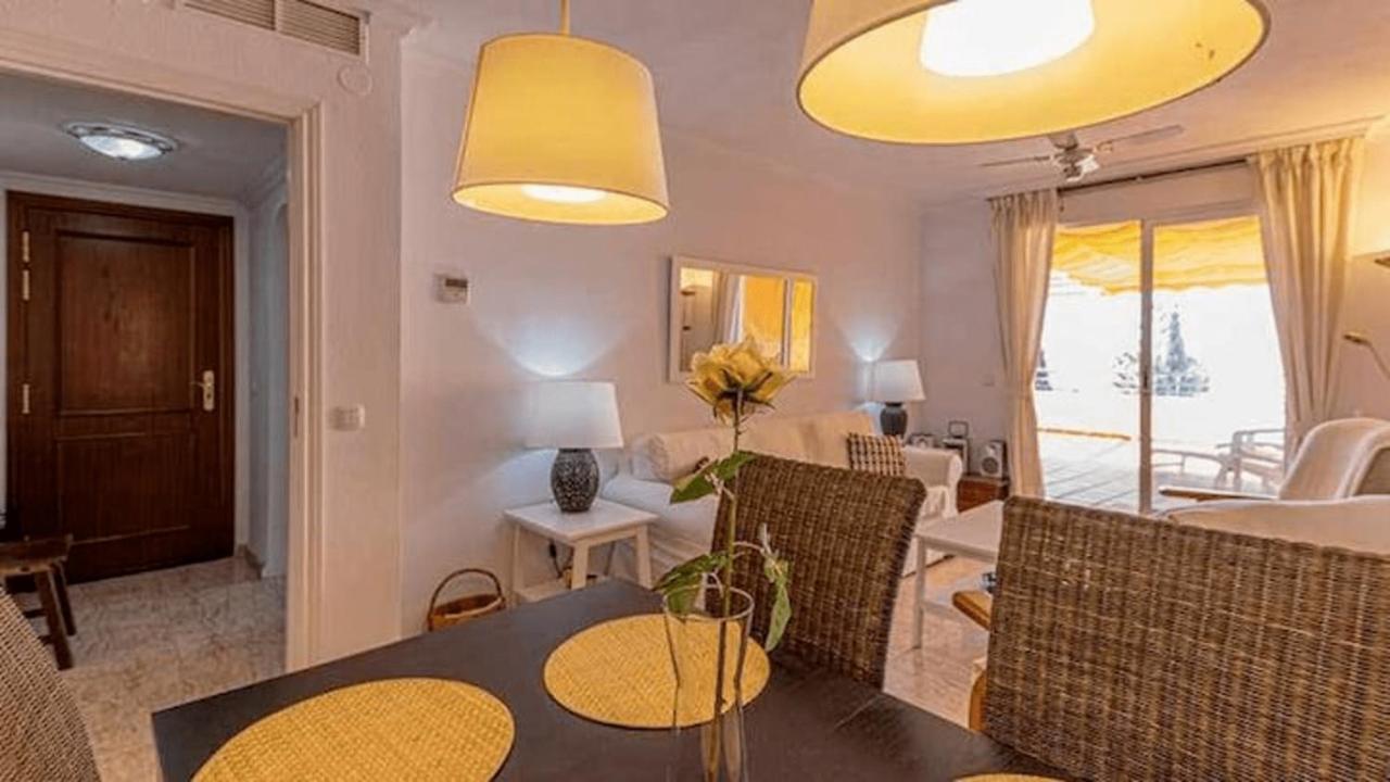 797 Holiday Rentals - Piso Para 4 Con Amplia Terraza Al Jardin Y Al Mar Benalmádena Dış mekan fotoğraf