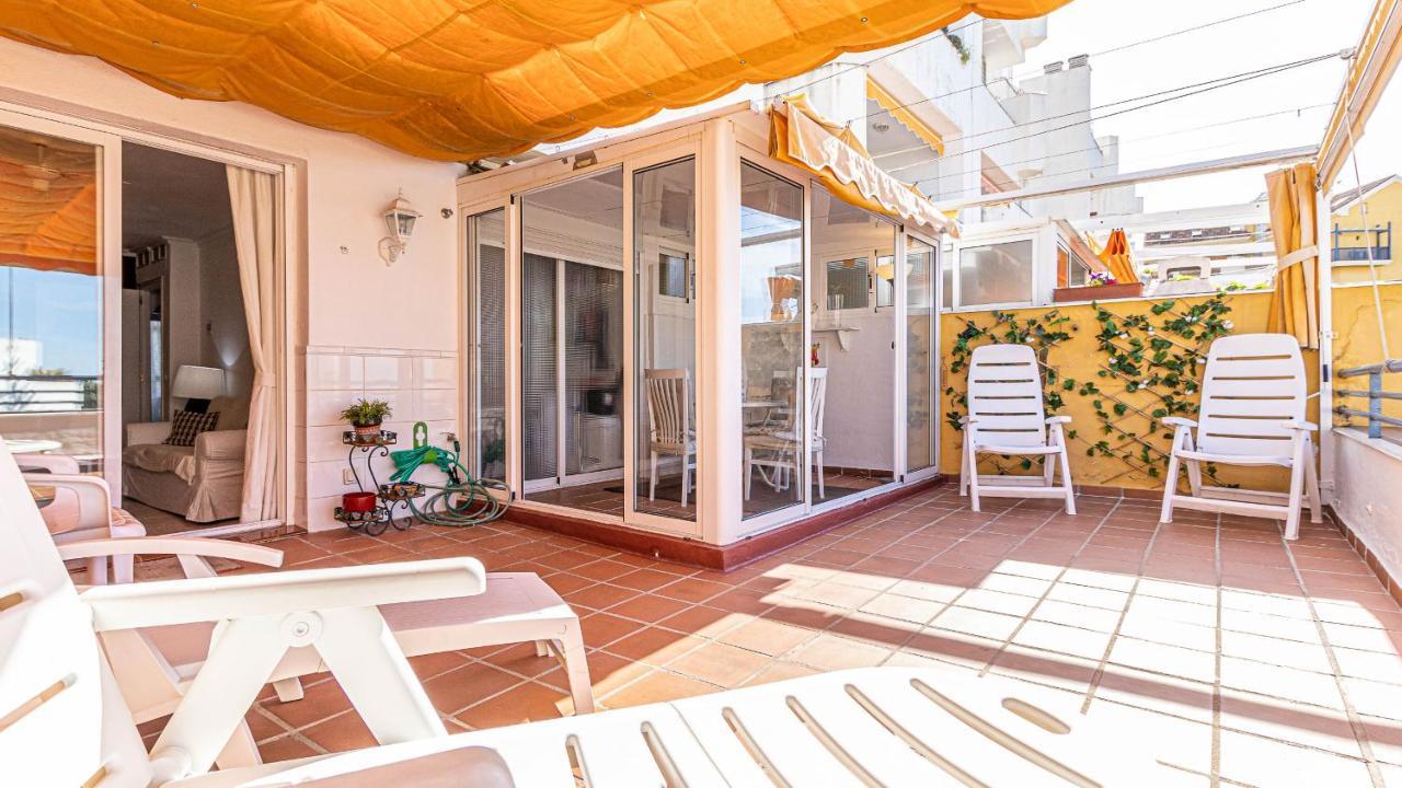 797 Holiday Rentals - Piso Para 4 Con Amplia Terraza Al Jardin Y Al Mar Benalmádena Dış mekan fotoğraf